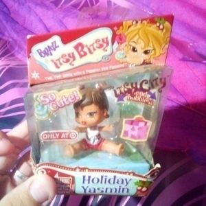 2- Mini Bratz Dolls